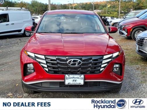 2023 Hyundai TUCSON SE