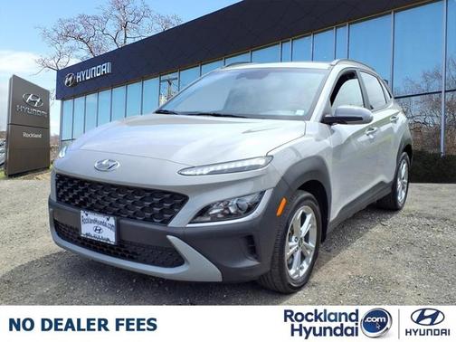 2022 Hyundai KONA SEL