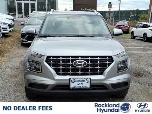 2023 Hyundai VENUE SEL