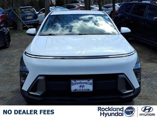 2024 Hyundai KONA SE