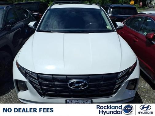 White 2023 Hyundai TUCSON SEL