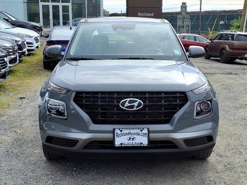 2023 Hyundai VENUE SE