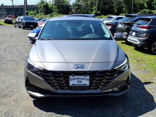 2023 Hyundai ELANTRA HEV Limited