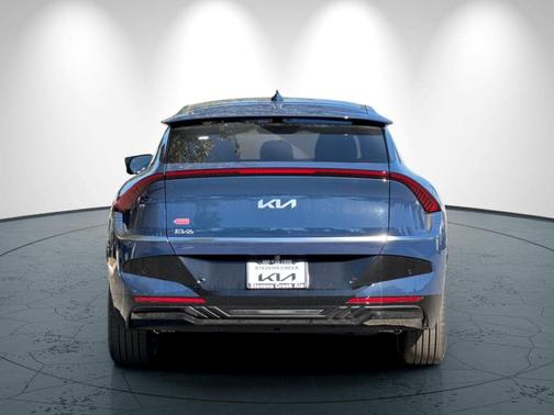 2025 Kia EV6 Wind