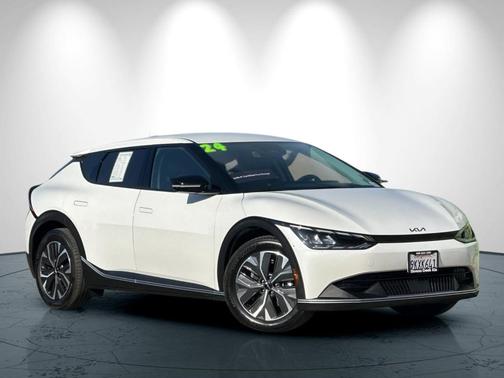 2024 Kia EV6 Light