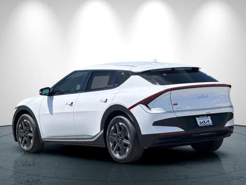 2025 Kia EV6 Light Long Range