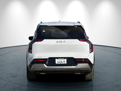 2026 Kia EV9 Land