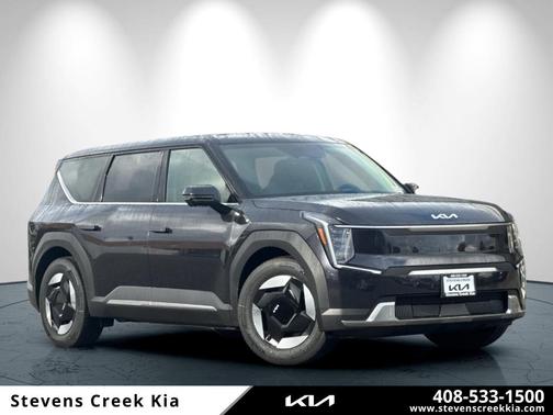 2026 Kia EV9 Light Long Range