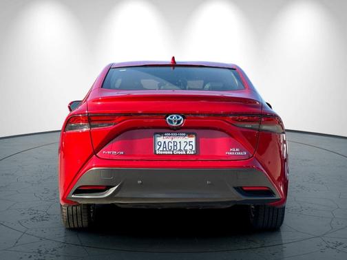 2022 Toyota Mirai 