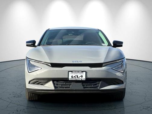 2025 Kia EV6 Light Long Range