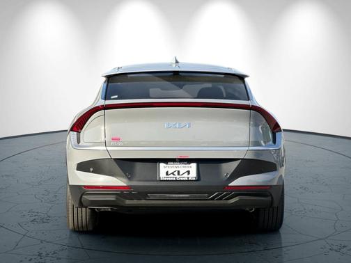 2025 Kia EV6 Light Long Range