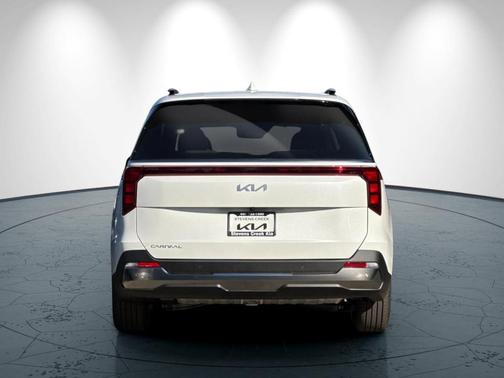 2026 Kia Carnival SX