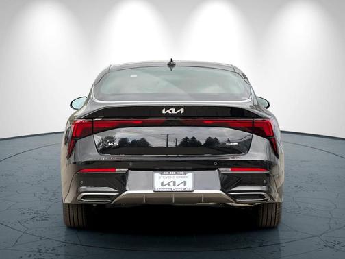 Aurora Black Pearl 2026 Kia K5 GT-Line