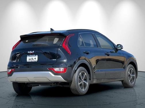 2025 Kia Niro EX