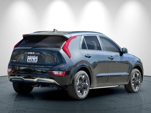 Gray 2026 Kia Niro EV Wind