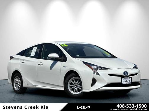 2016 Toyota Prius Two