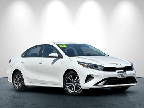 2022 Kia Forte LXS
