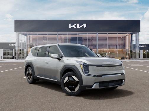 Ivory Silver 2026 Kia EV9 Light Long Range
