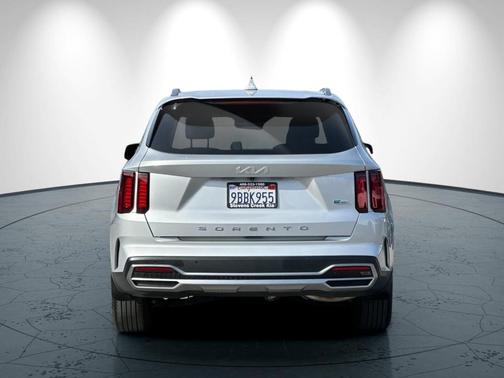 2022 Kia Sorento Hybrid S