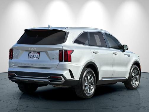 2022 Kia Sorento Hybrid S