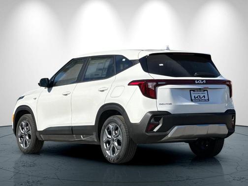 2026 Kia Seltos LX