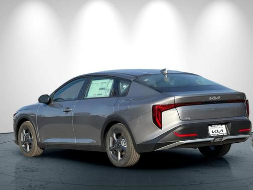 2026 Kia K4 