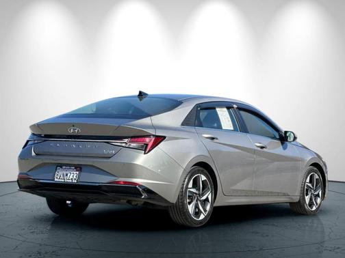 2021 Hyundai ELANTRA HEV Limited