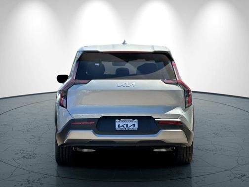 Ivory Silver 2026 Kia EV9 Light Short Range