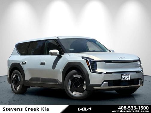 Ivory Silver 2026 Kia EV9 Light Short Range