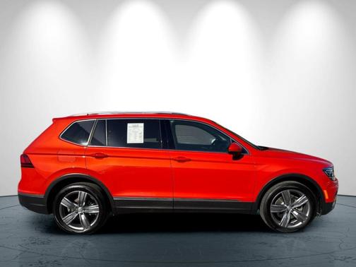 2018 Volkswagen Tiguan 2.0T SEL Premium