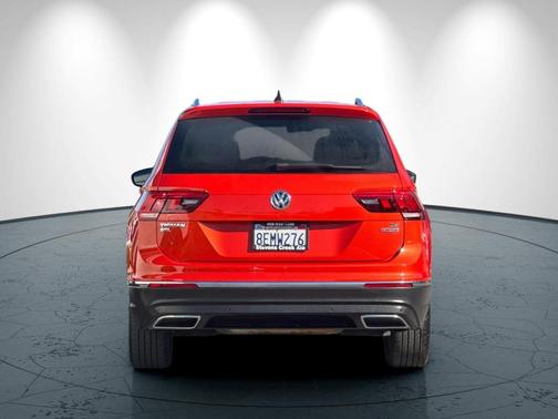 2018 Volkswagen Tiguan 2.0T SEL Premium