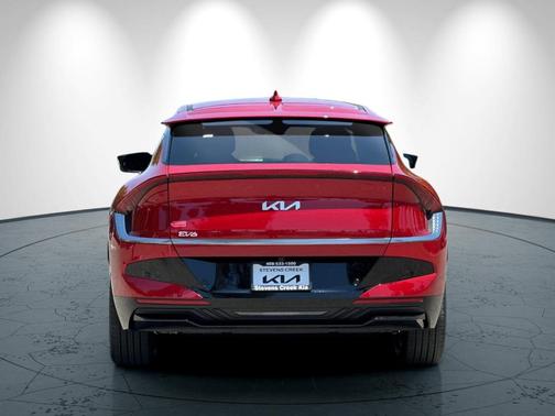 2025 Kia EV6 Wind