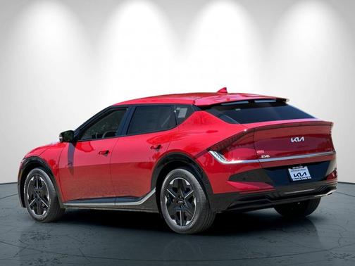 2025 Kia EV6 Wind