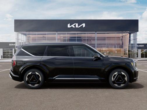 Ebony Black 2026 Kia EV9 Land