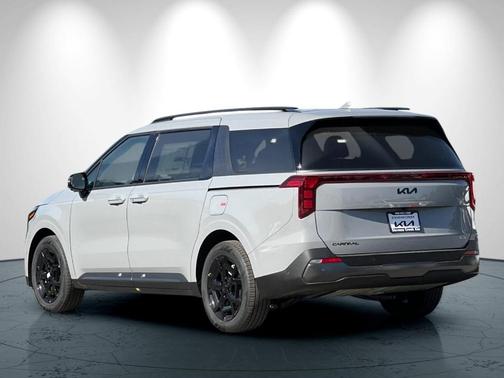 2025 Kia Carnival Hybrid SX