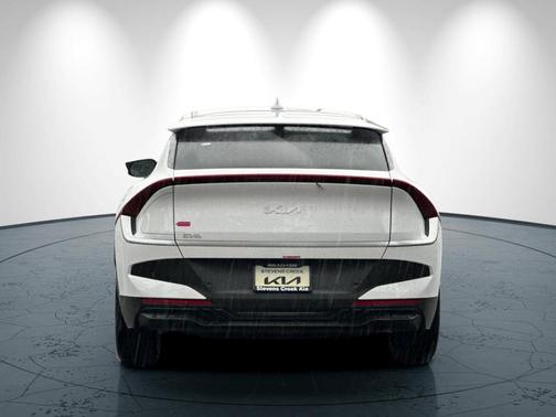 2025 Kia EV6 Light Long Range