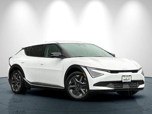 2025 Kia EV6 Light Long Range