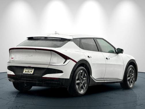 2025 Kia EV6 Light Long Range
