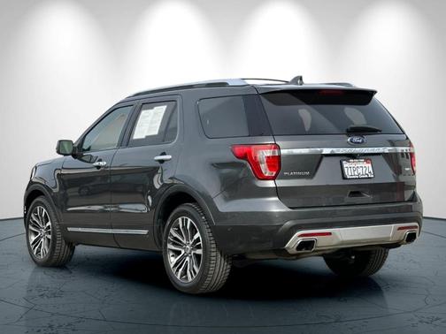 2016 Ford Explorer Platinum