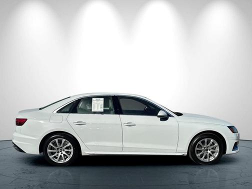 2022 Audi A4 40 Premium