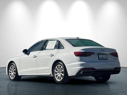 2022 Audi A4 40 Premium