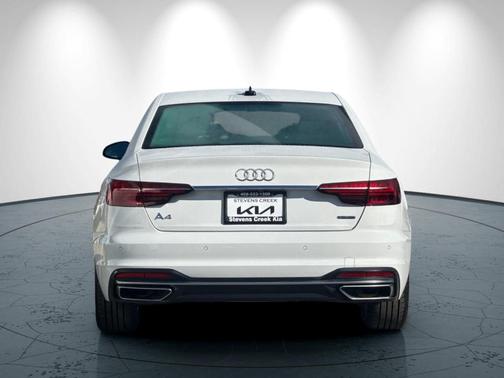 2022 Audi A4 40 Premium