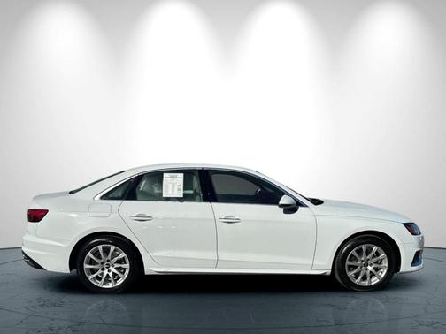 2022 Audi A4 40 Premium