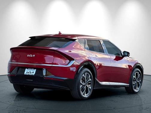 2024 Kia EV6 Wind