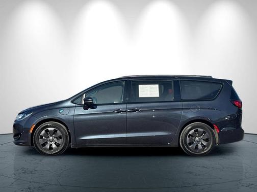 2020 Chrysler Pacifica Hybrid Limited