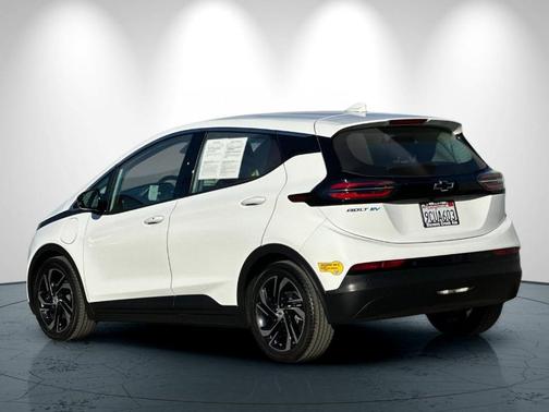 2022 Chevrolet Bolt EV 2LT
