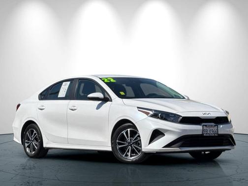 2022 Kia Forte LXS