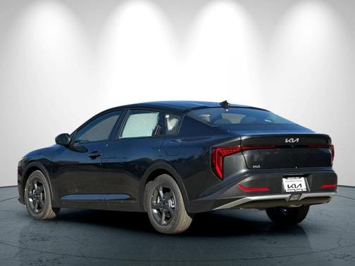 2026 Kia K4 