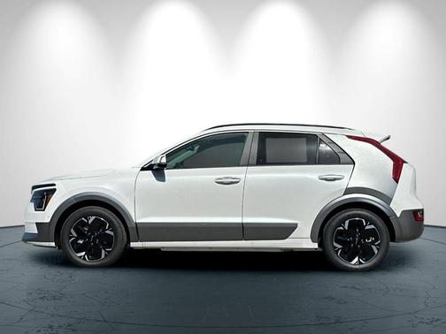 2025 Kia Niro EV Wave
