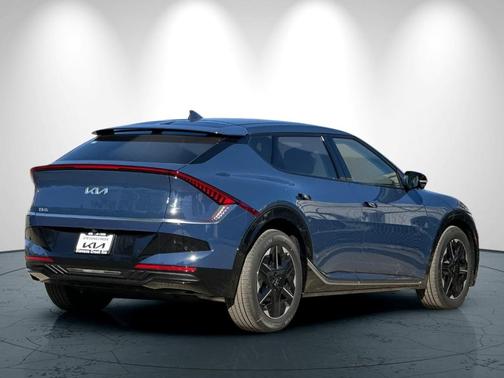 2025 Kia EV6 Wind